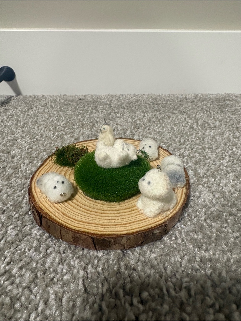 Handmade White Felt Small animals figurine art decor with Green Grass